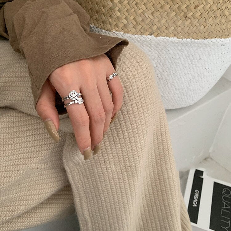 Vintage Smiling Face Finger Rings for Women Girl Punk Hip Hop Opening Adjustable Ring Weaving Rings